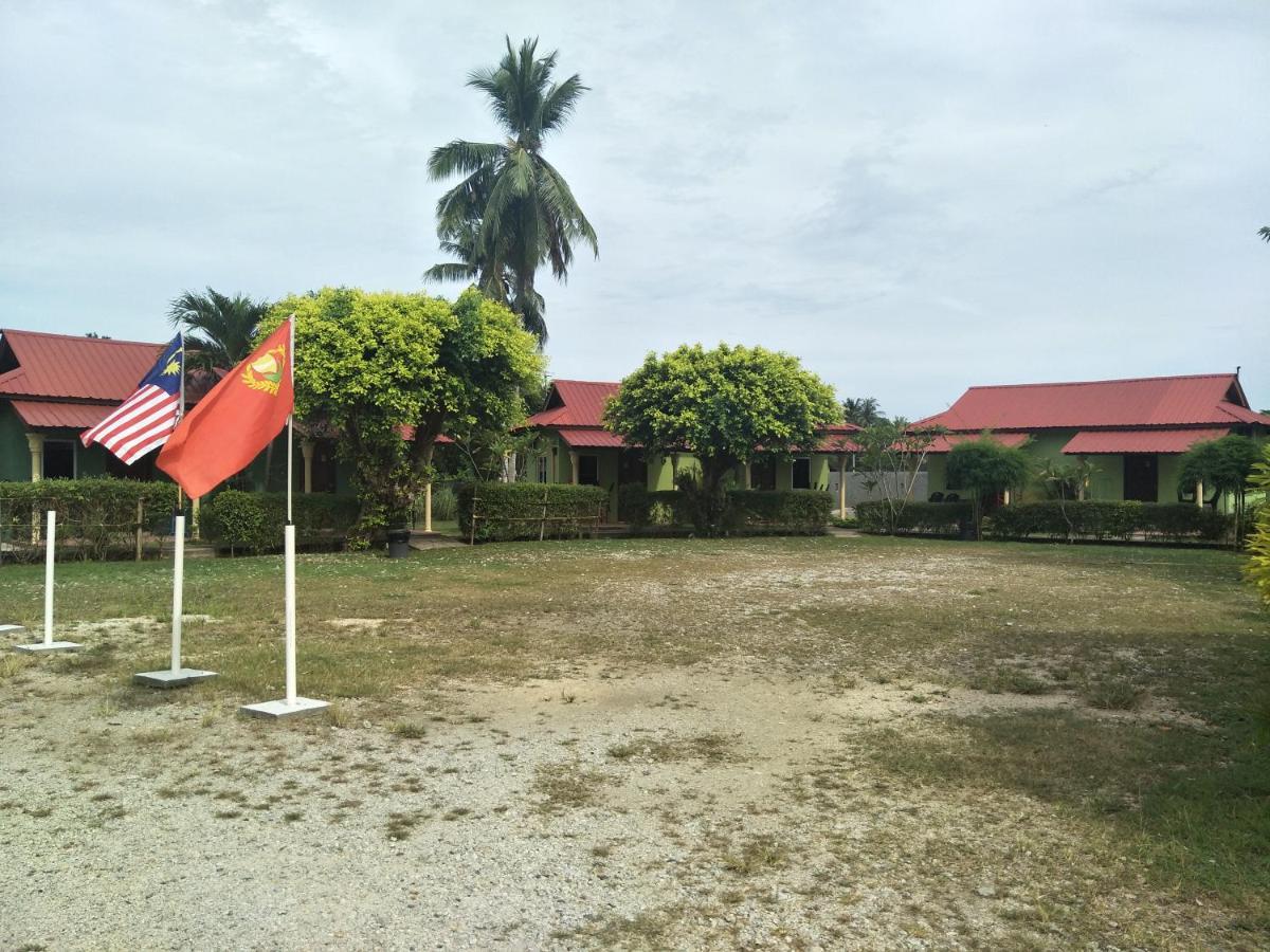 פנתאי צנאנג Motel Aurora Damai מראה חיצוני תמונה