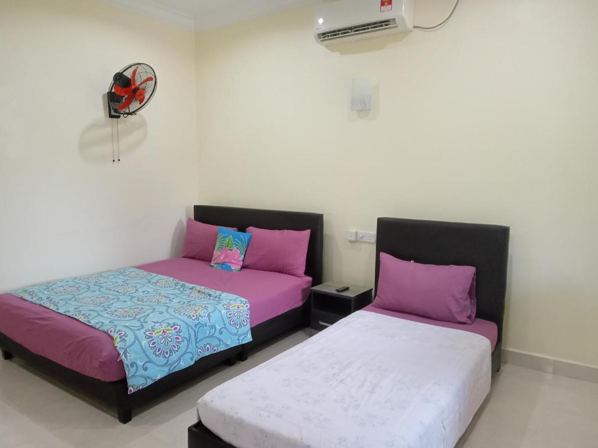 פנתאי צנאנג Motel Aurora Damai מראה חיצוני תמונה