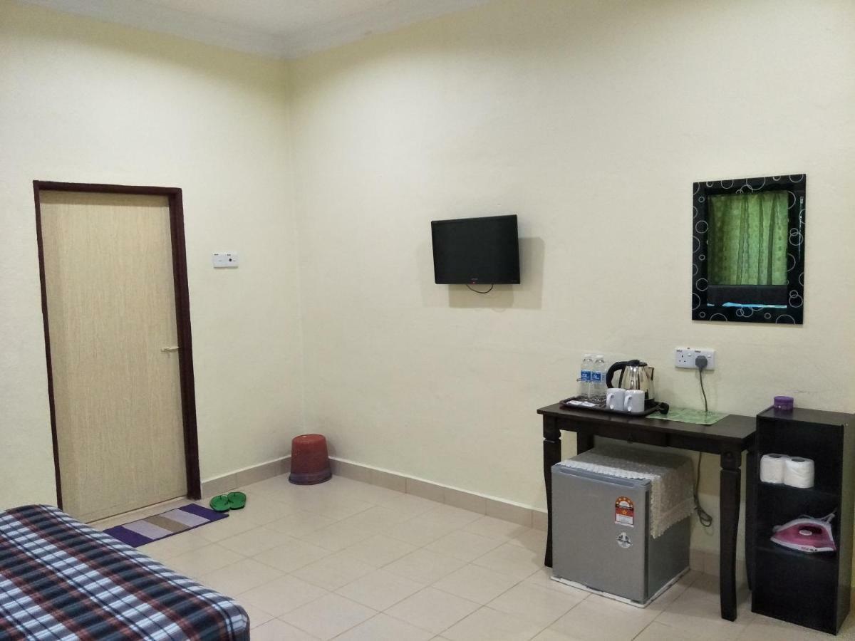 פנתאי צנאנג Motel Aurora Damai מראה חיצוני תמונה